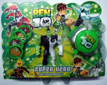BEN HERO W/LIGHT &FLYING DISK GUN